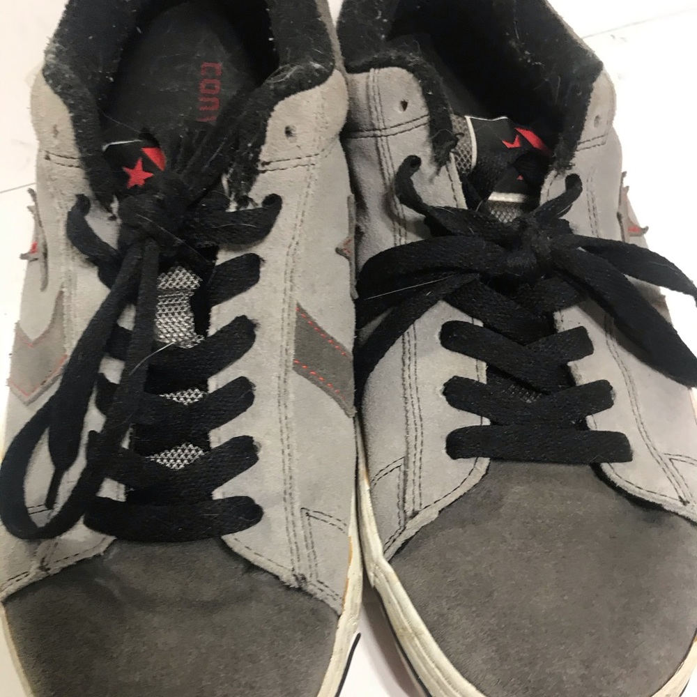 Men’s converse sneakers size 12